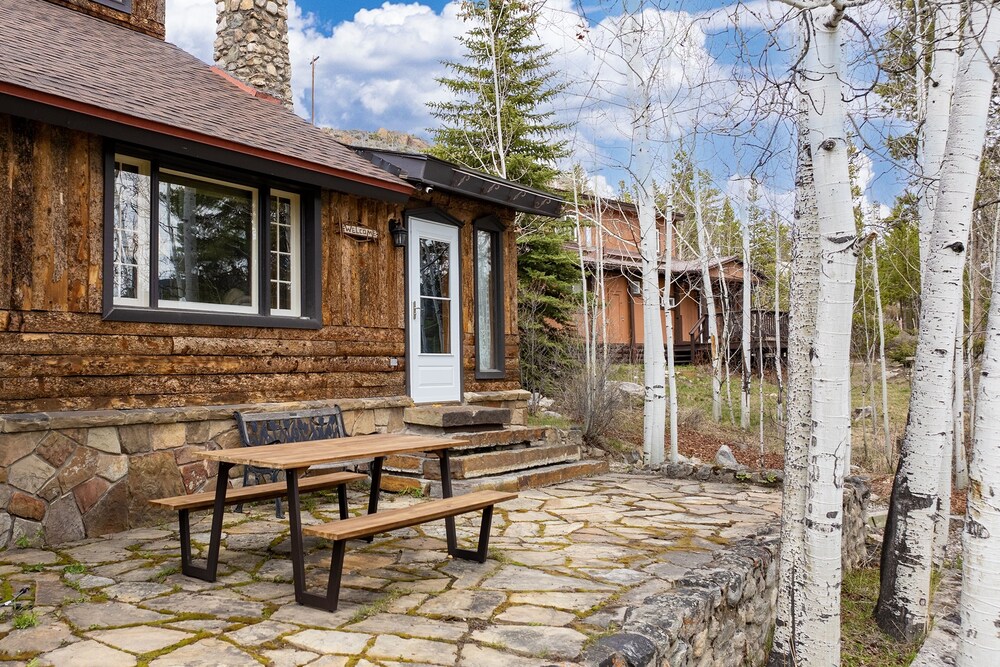 West Portal Cabin 4 Bedroom Cabin