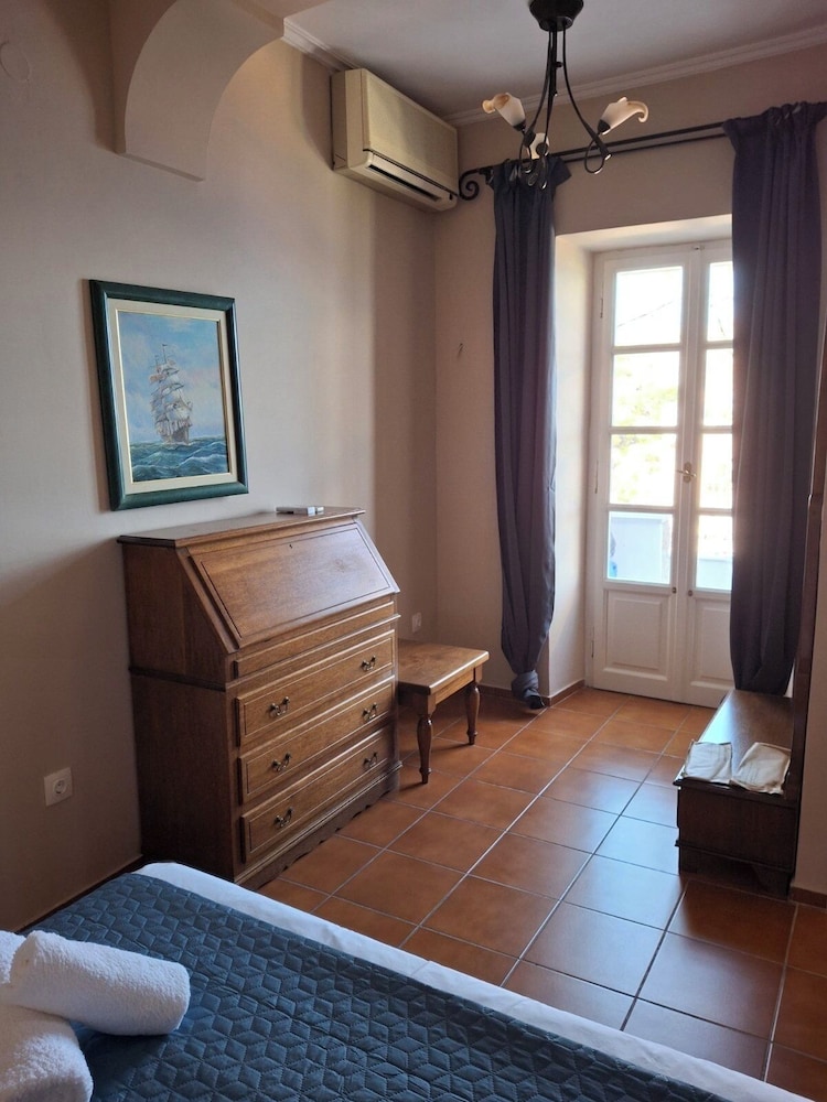 Villa Hydra Estrella