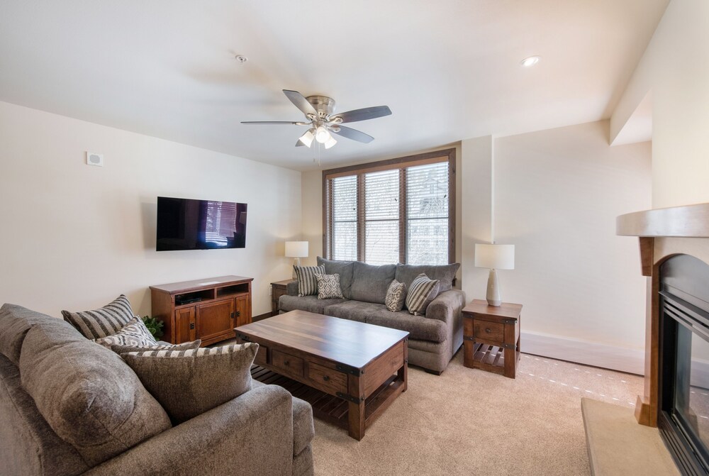 Winter Park CO Condos - Zephyr Mountain Lodge
