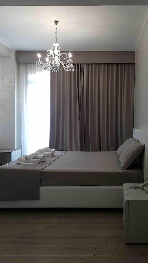 Hotel Aurora photo 2