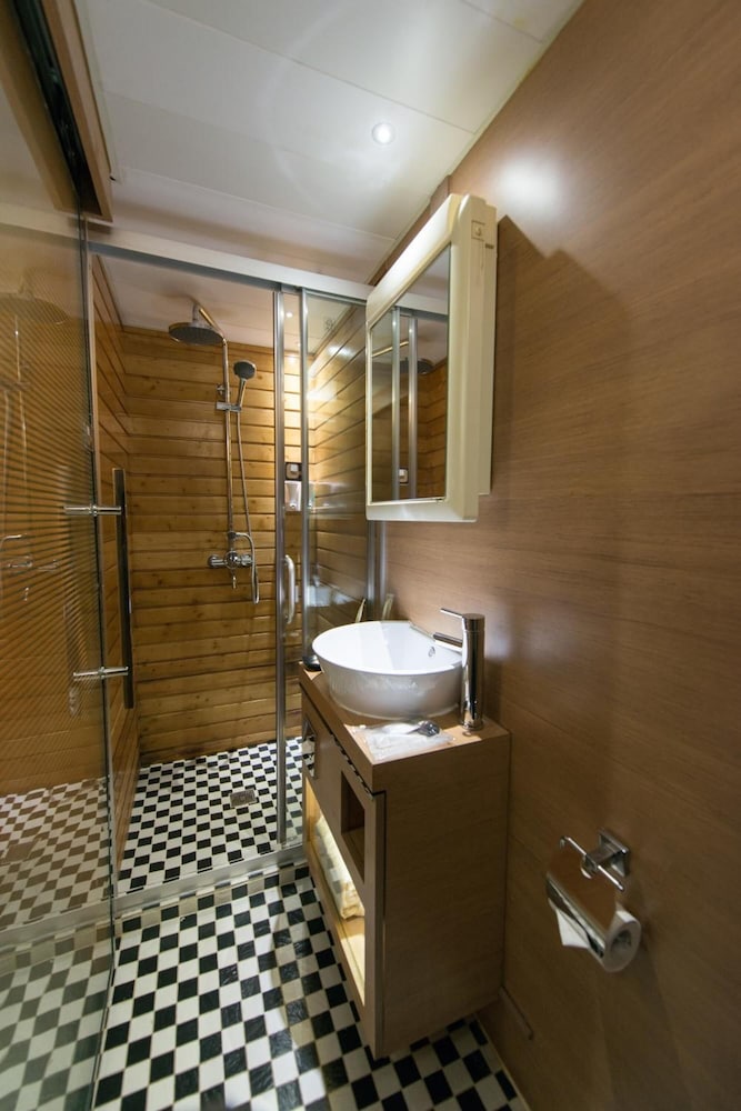 Bridal Tea House Hotel Yau Ma Tei Arthur Street