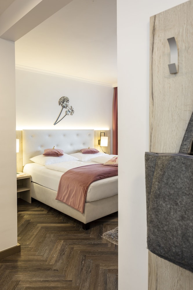 Boutiquehotel Bergvilla view 3