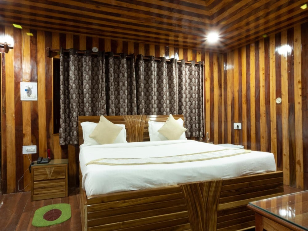 Crimson Park Residency-The Pahadi view 3