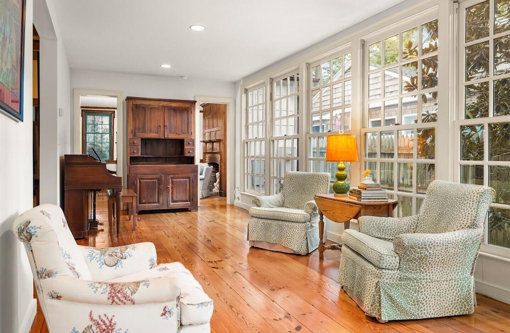 Henlopen Avenue 69