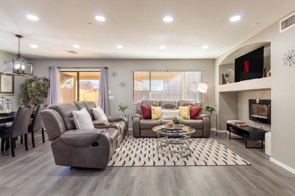 Casa Aria 4br Home & Heated Pool 4 Bedroom Home