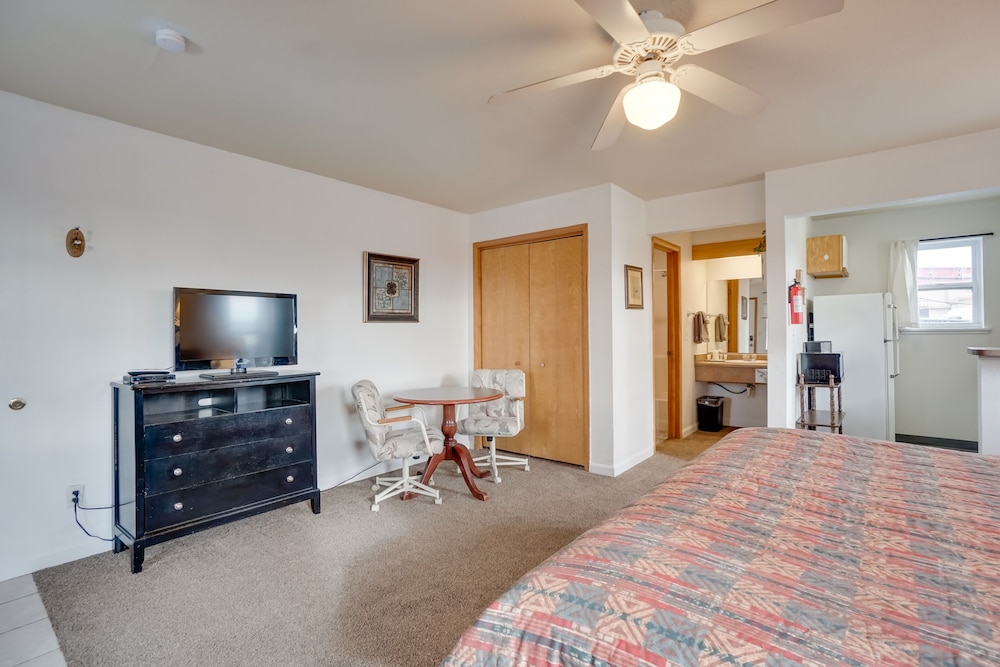 Loveland Vacation Rental Near Downtown!, photo 14