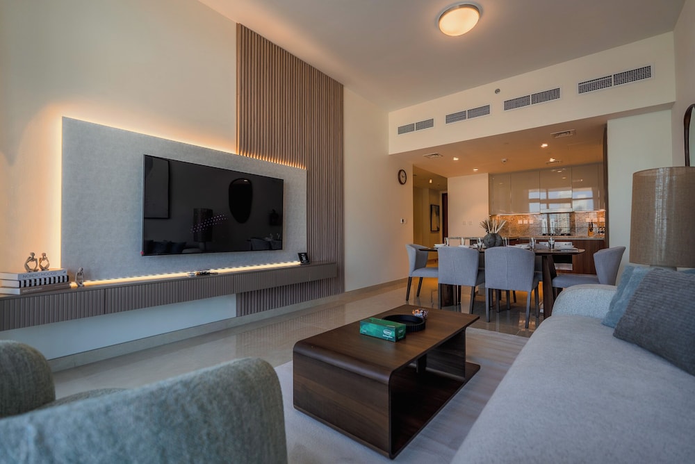 Imperial Avenue Residences - Downtown