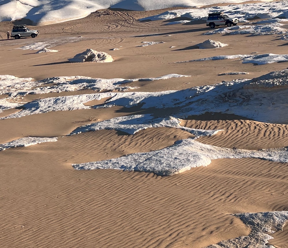 White Desert Camp Safari