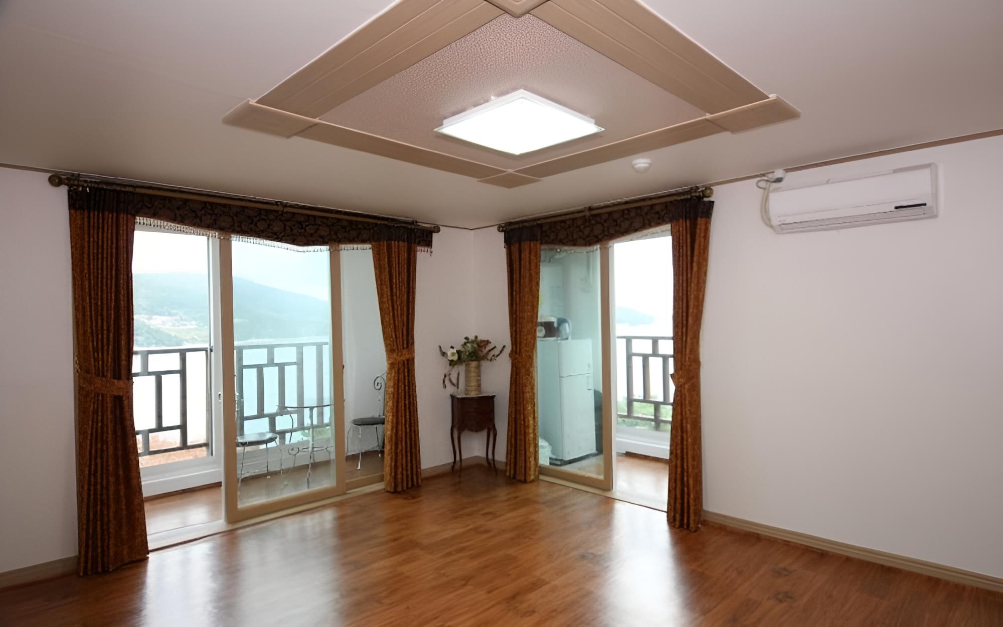 Geojedo Hana Pension
