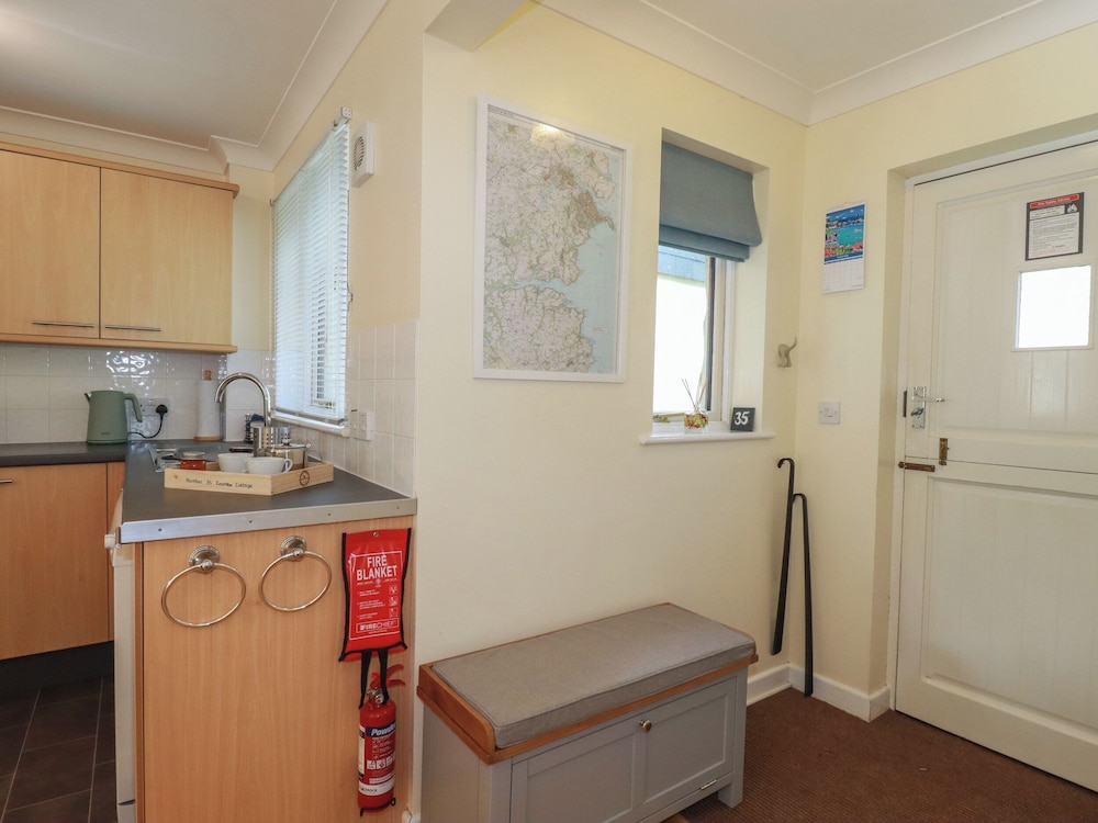 Coombe Cottage