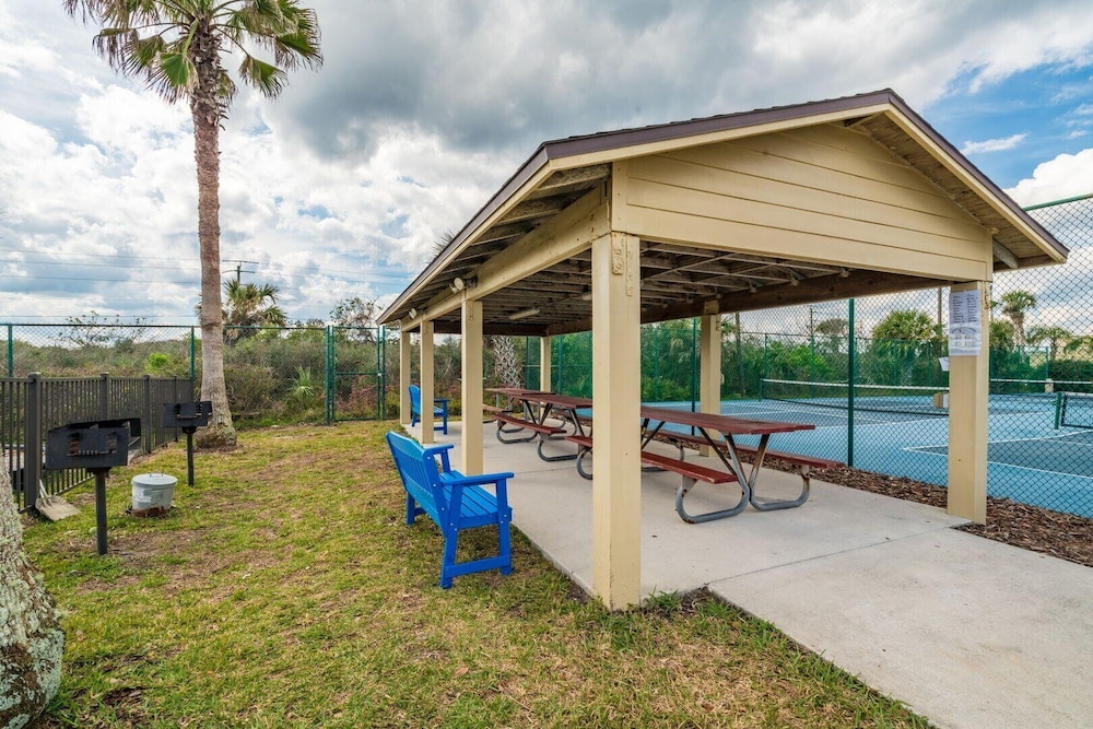 Blessed By The Sea Crescent Beach Activities 2 Bedroom Home
