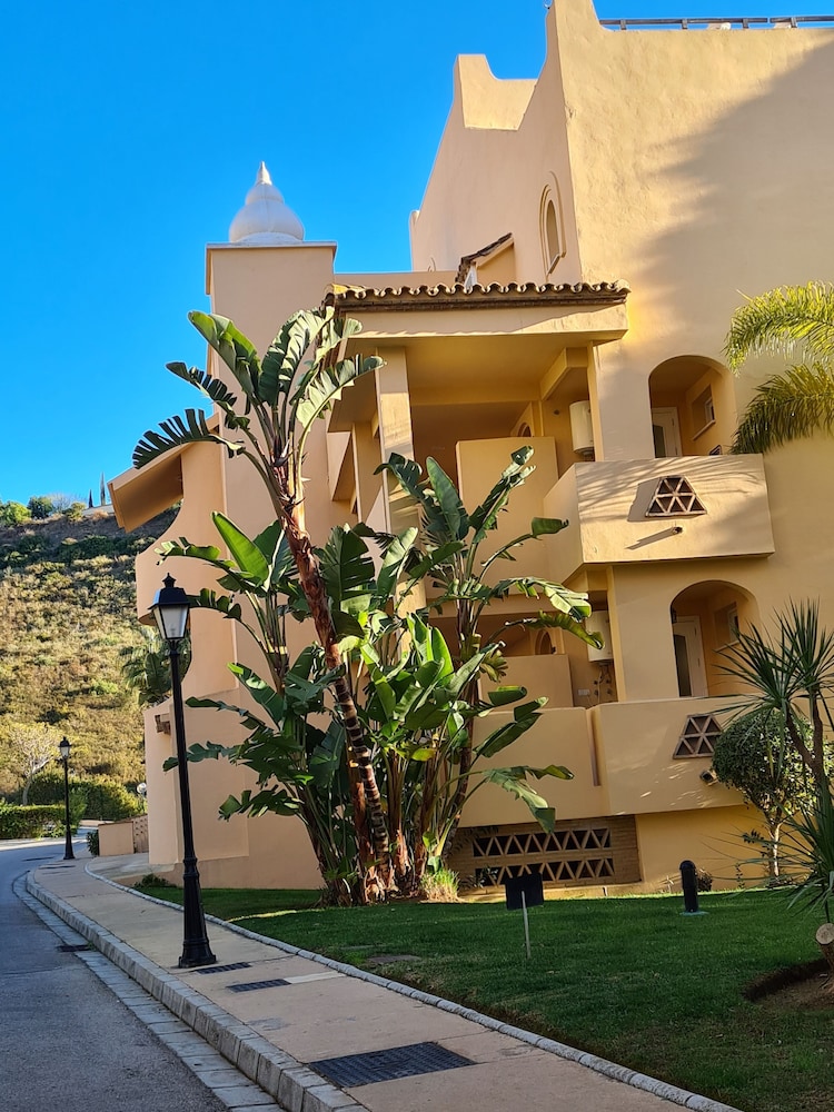Beautiful Flat Close to the Best Beaches