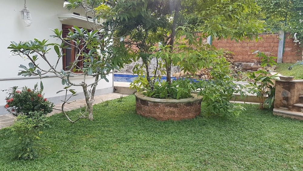 Siriniwasa Villa Induruwa