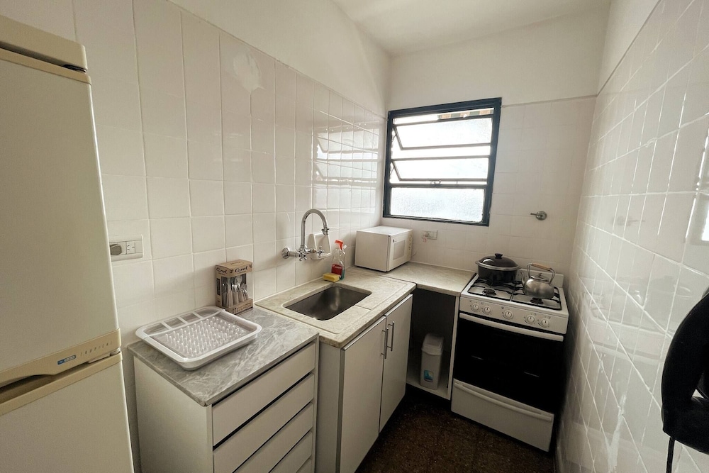 Palermo Panorama Stylish 2-bedroom High-floor Retreat