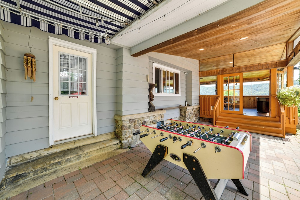 The Perch: Lakefront Cooperstown Apt