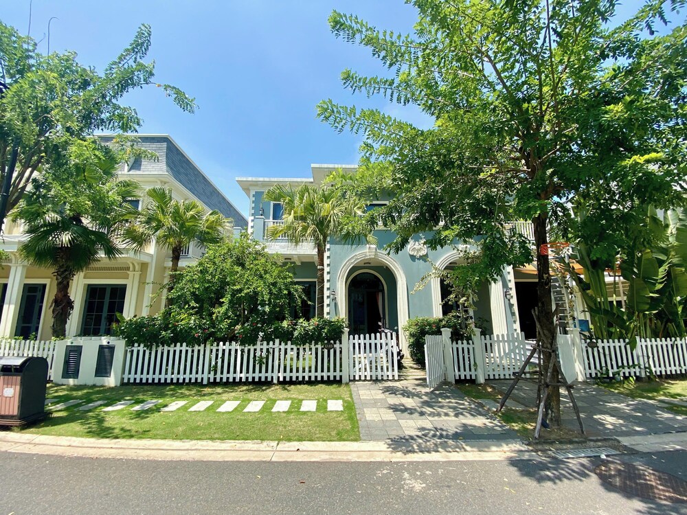 Wonderland Royal Mansion Ho Tram
