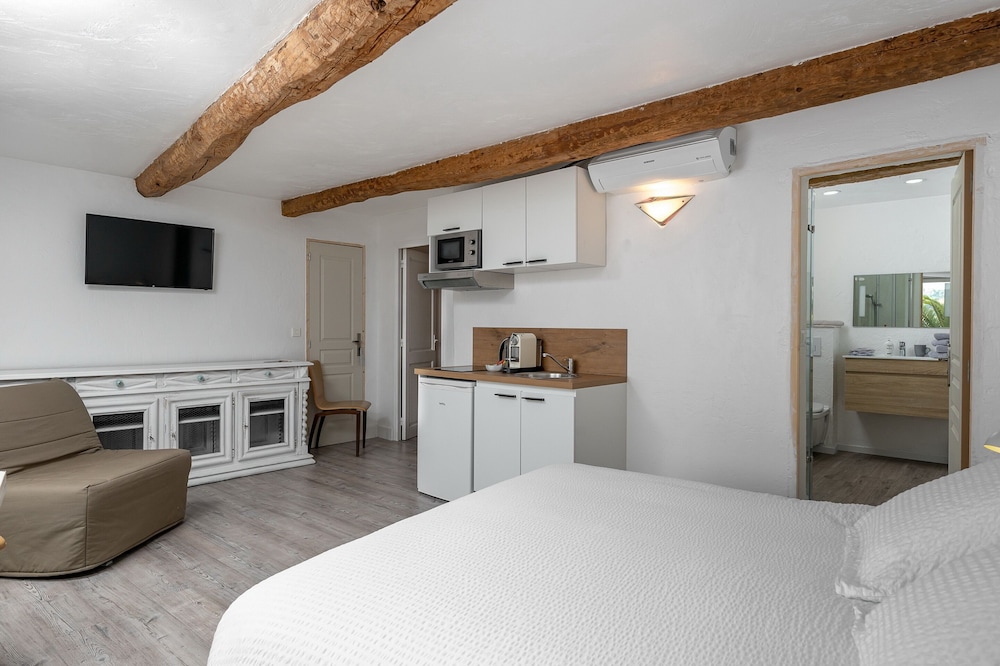 Maison Carles BnB