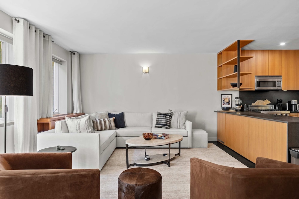Prince by Rove Travel 2BR Soho Condo w Terrace