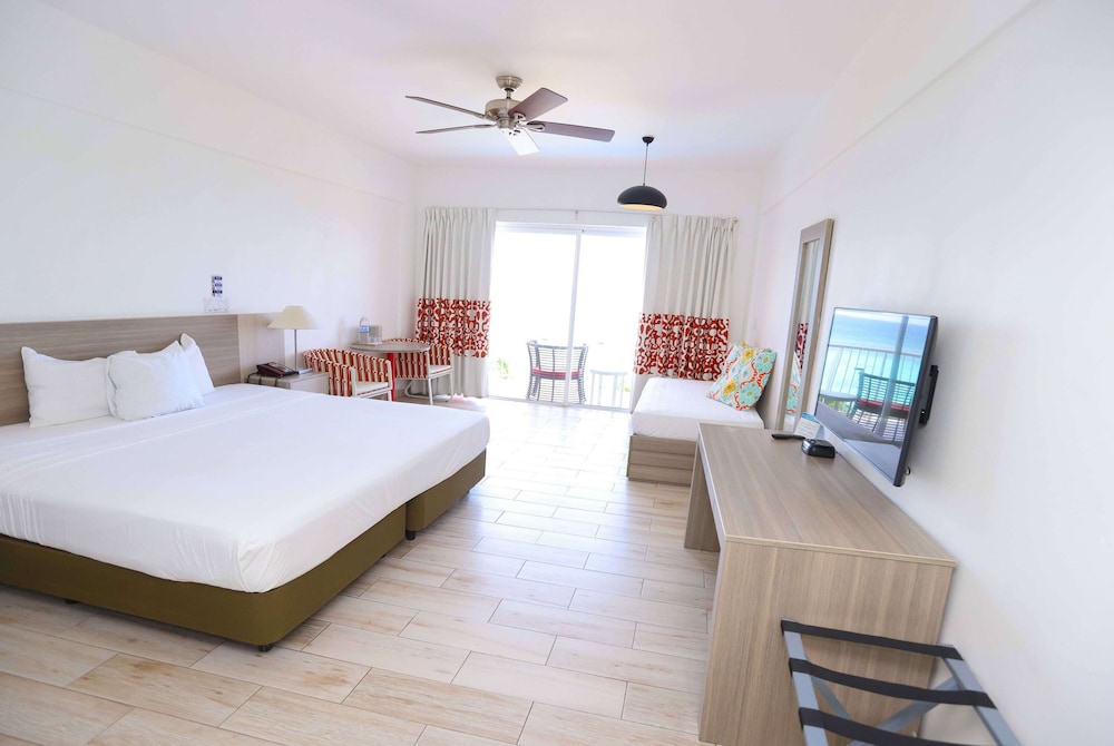 Grand Decameron Cornwall Beach, A Trademark All-Inclusive Resort