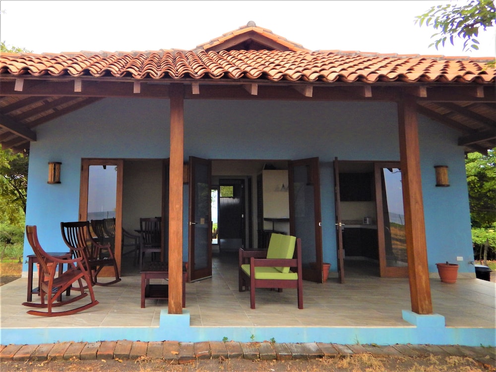 Salt Escapes Nicaragua - Bella Casas