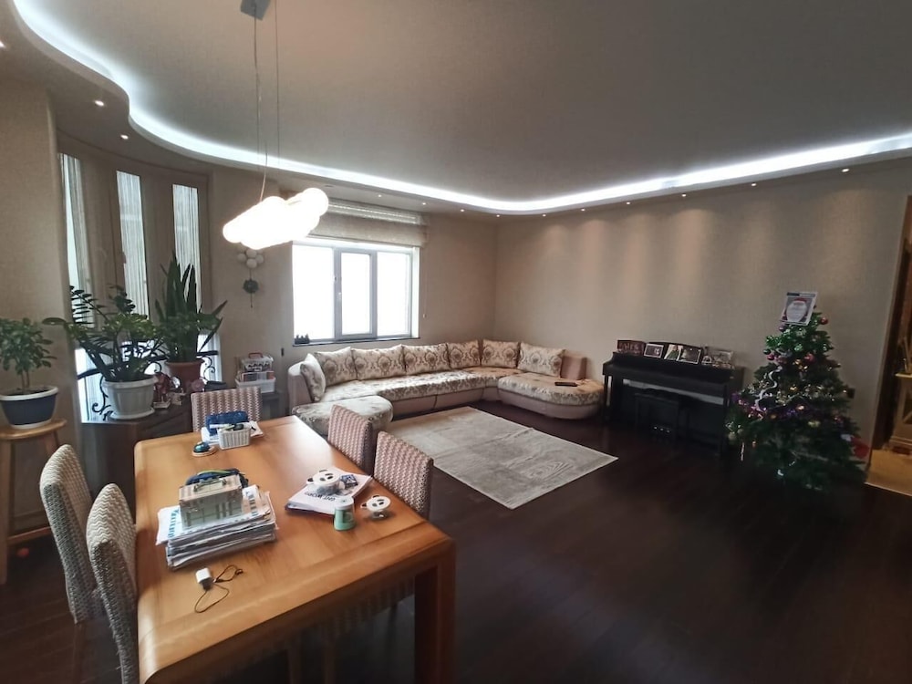 Apartment with beautiful city view