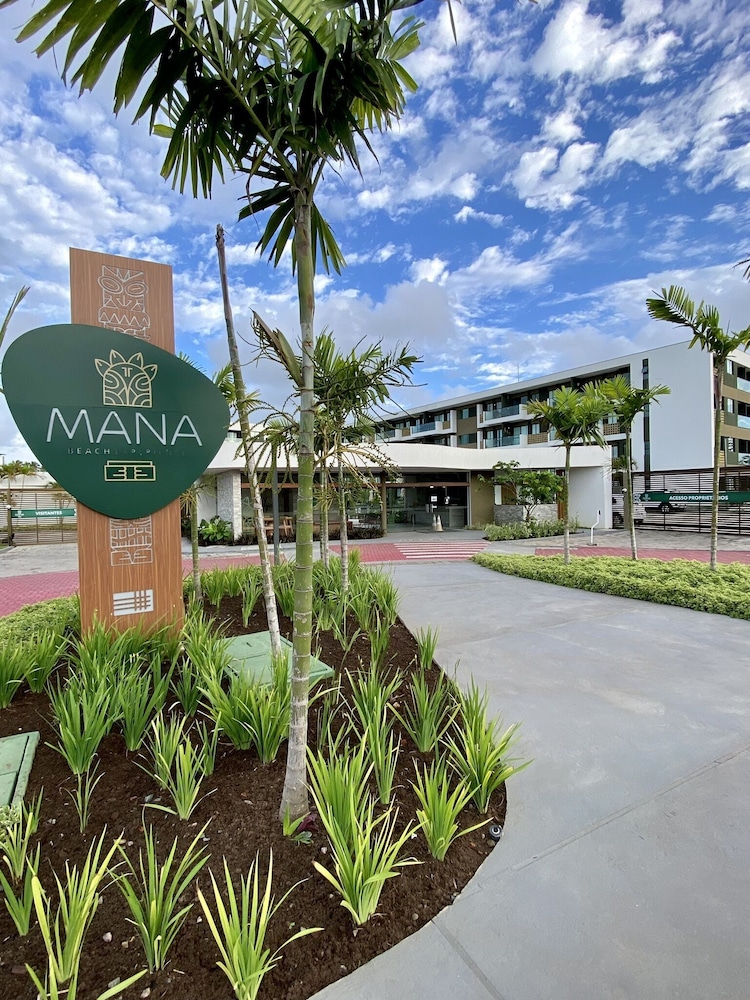 Mana Beach Experience by All