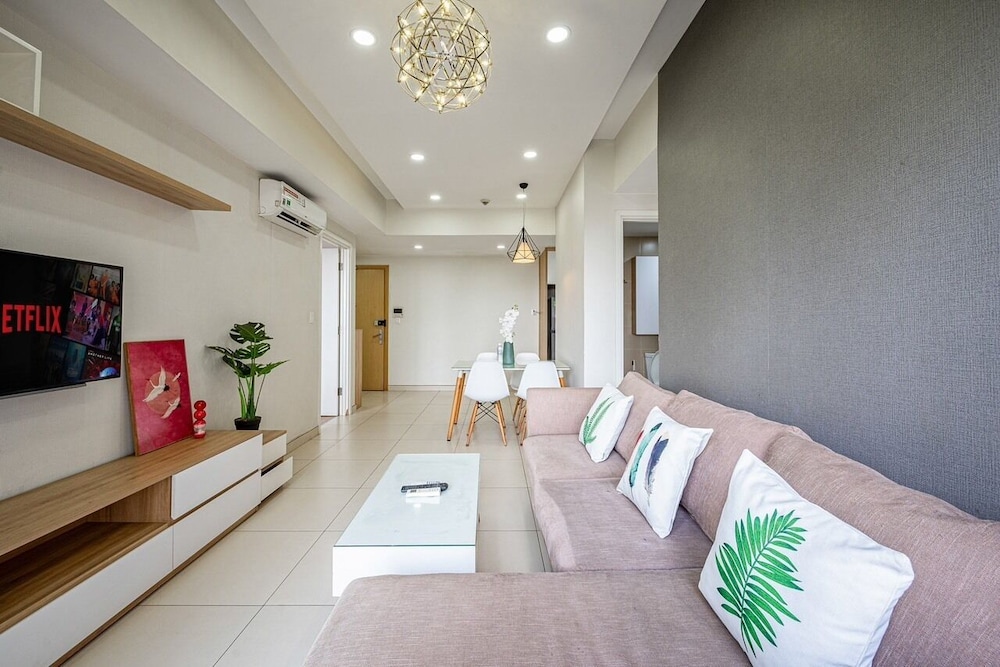 Masteri Luxury City Apartment