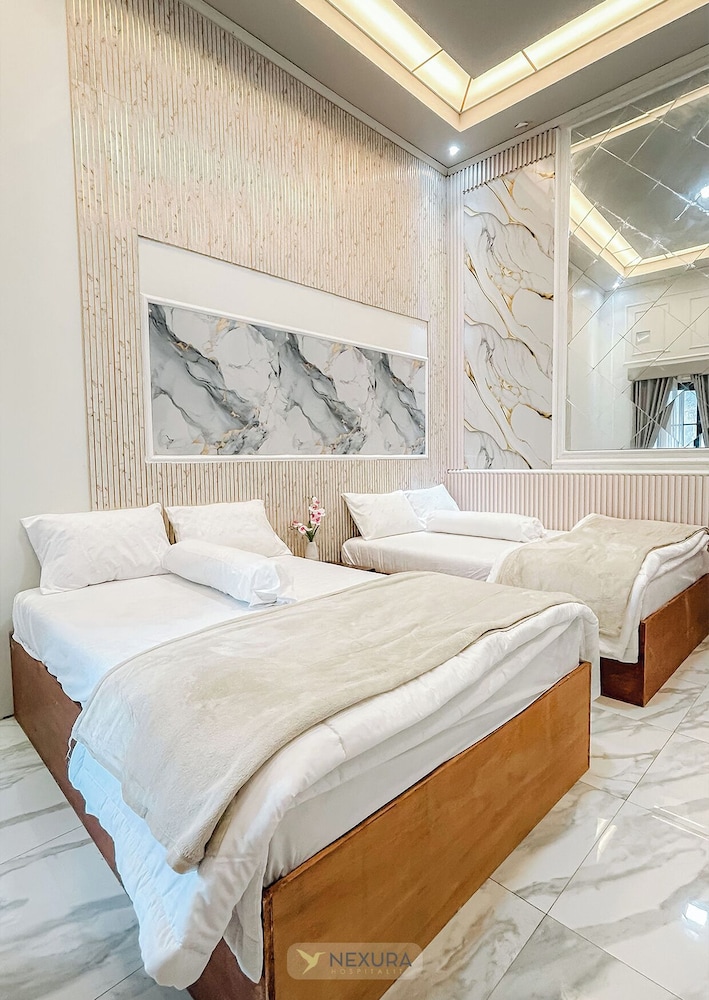 Grand House Nexura Collection