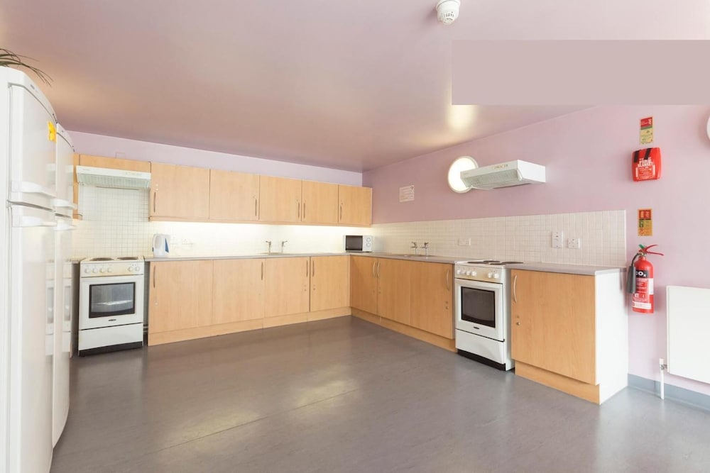 Friendship House - Hostel