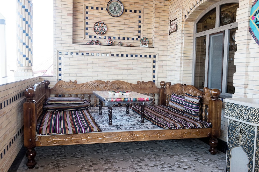 Durdona Guest House
