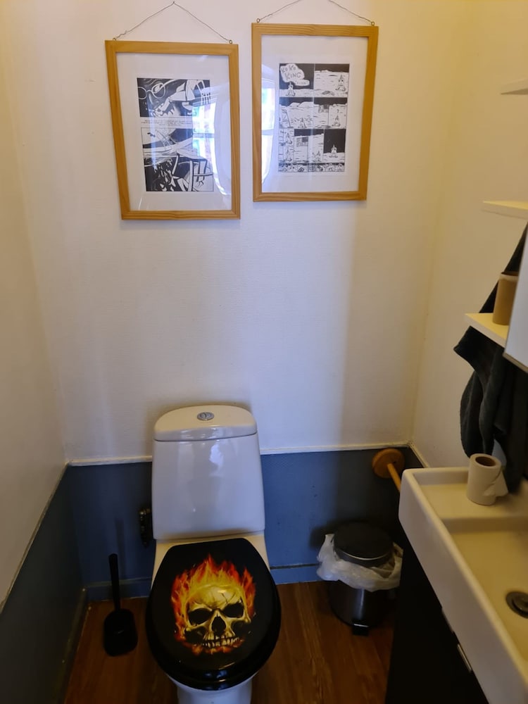 T13 Small Room