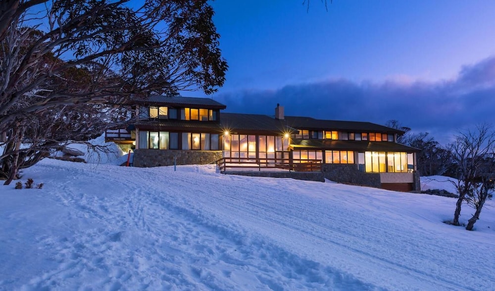 Valhalla Lodge Perisher