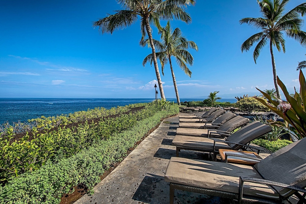 3 Bedroom Condo with Lanai, Grill, and Access to Recreational Facilities