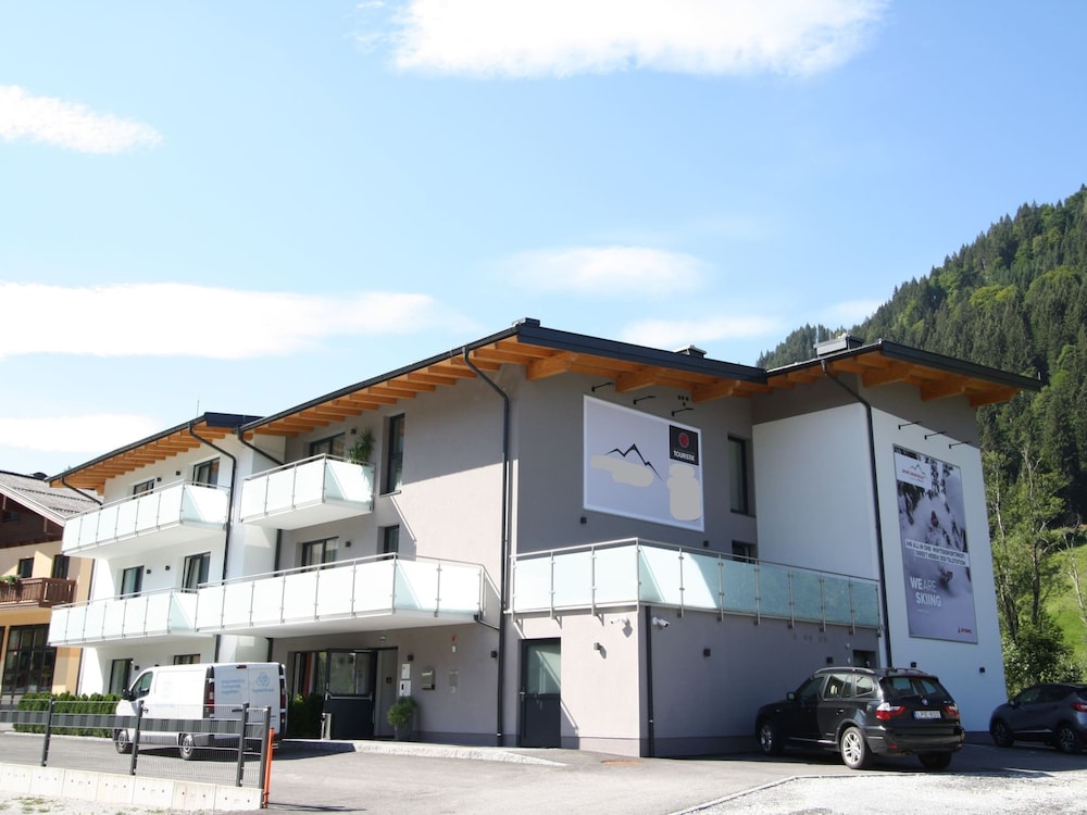 Apartment in Kleinarl Near Ski Lift