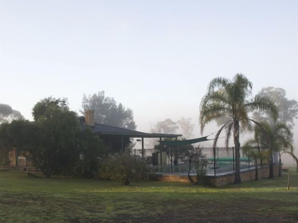 Talga Vines Vineyard Escape