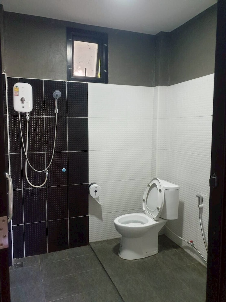 Phawaeng Resort
