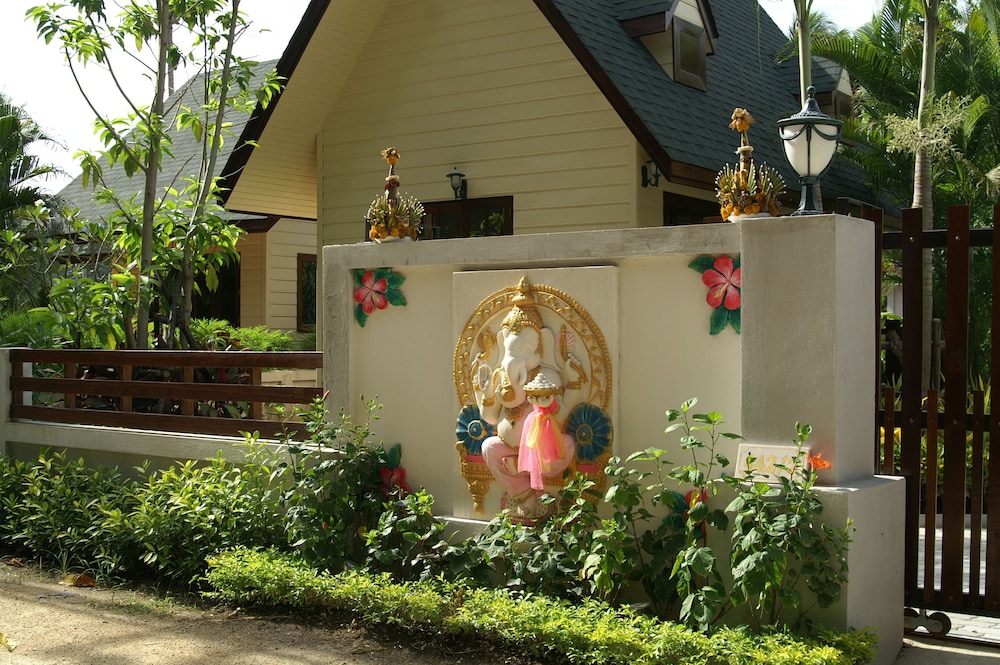 Natien Beach Villa