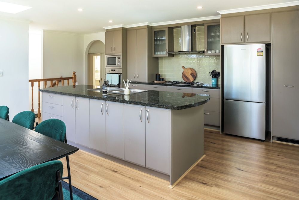 Elliott Lodge - family & pet friendly