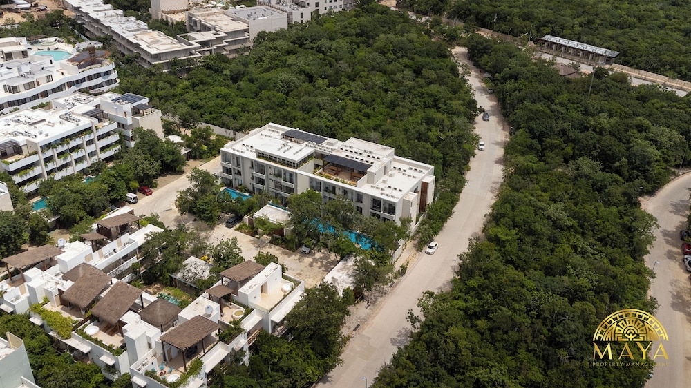 NHOA 205C 1BR Condo Pool View Aldea Zama