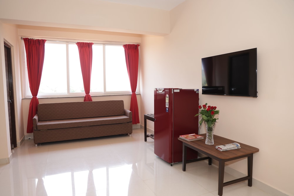 Nazri Hotel