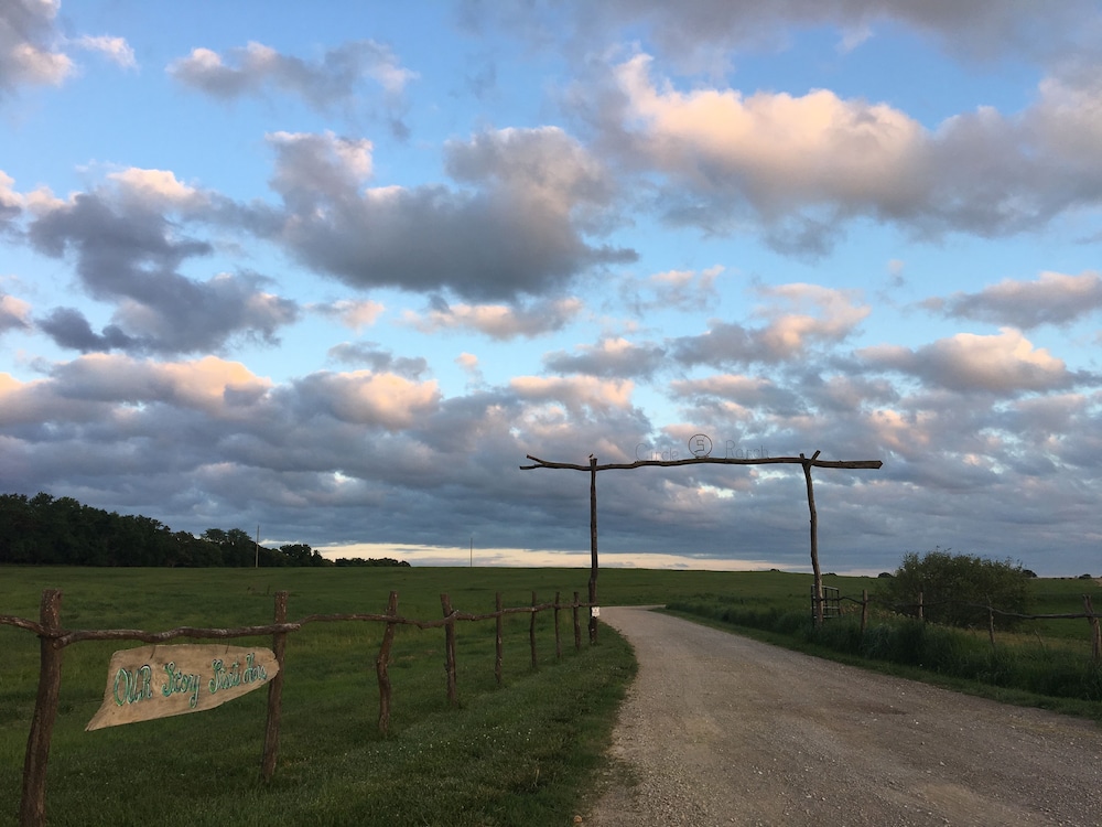 Lawrence Vacations - Circle S Ranch - Property Image 83