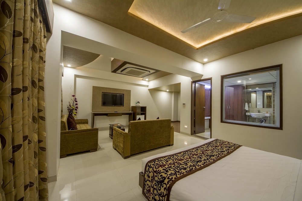 The Grand Vinayak