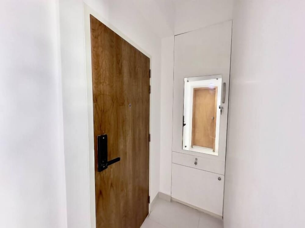 350sqft 4 Apartment with Pool and Sauna