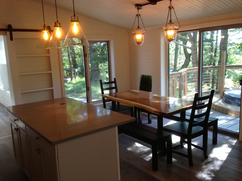 Watermark Waterfront Cottages