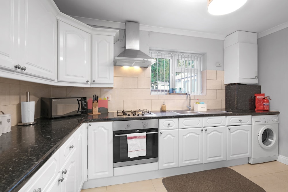 Keel Drive Modern 3 Bedroom Home