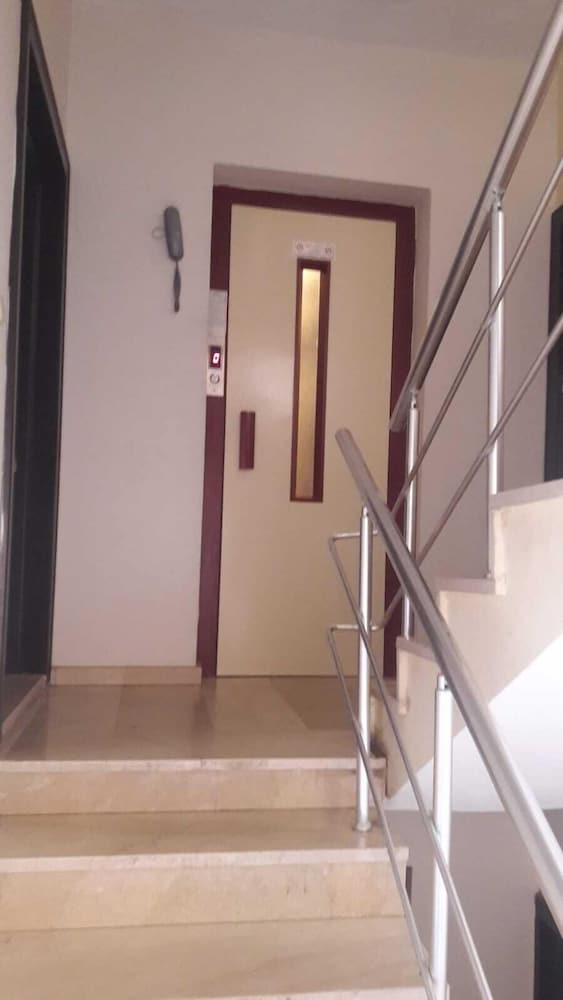 Elit Kurdal Apartment