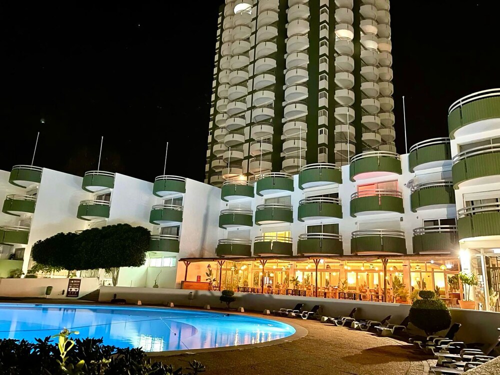 Torre Verde 2 Pools Tenis Praia da Rocha Beach
