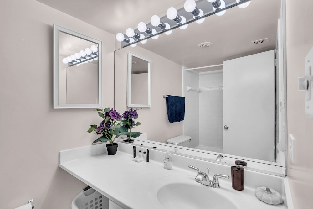 Arlington 2br Furnished Apartment In Crystal City 2 Bedroom Apts