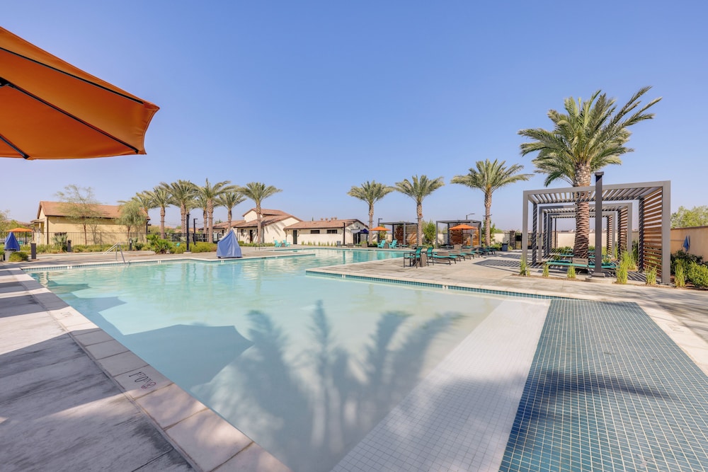 Pool Access & Mtn Views: Family Haven in Beaumont!