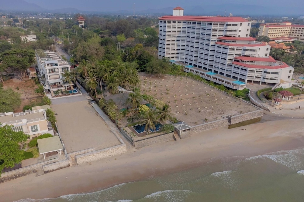 Villa Nirvana, Hua Hin